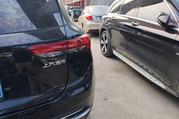 Used Buick Envision 2023 Encore S 652T Two-Wheel-Drive Luxury Model Right Rear Taillight
