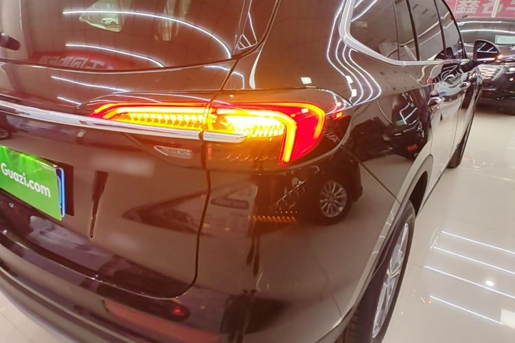 Used Buick Envision 2023 Encore Plus 652T Five-Seat Luxury Model Right Rear Taillight