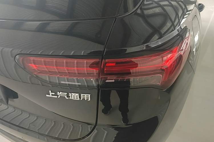 Used Buick Envision 2023 Encore S 552T Two-Wheel Drive Luxury Model Right Rear Taillight