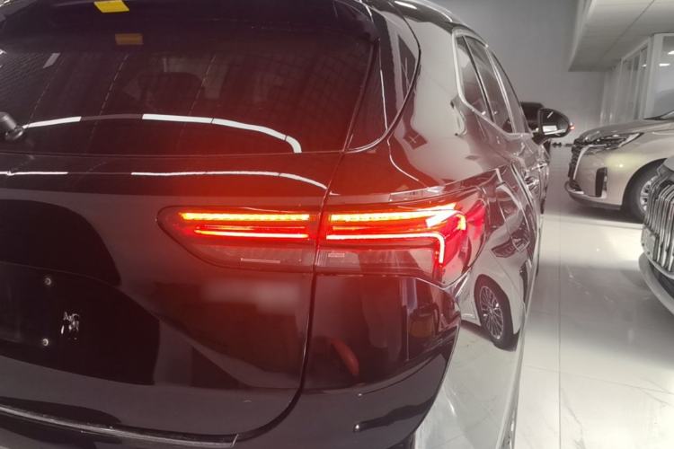 Used Buick Envision 2023 Encore S 652T Two-Wheel-Drive Luxury Model Right Rear Taillight