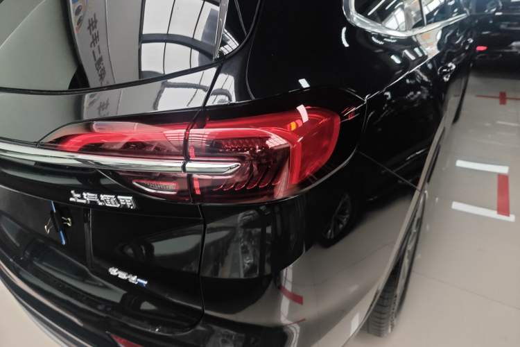 Used Buick Envision 2023 Encore Plus 652T Five-Seat Luxury Model Right Rear Taillight