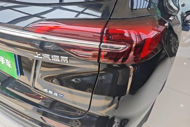 Used Buick Envision 2023 Encore Plus 652T Five-Seat Luxury Model Right Rear Taillight