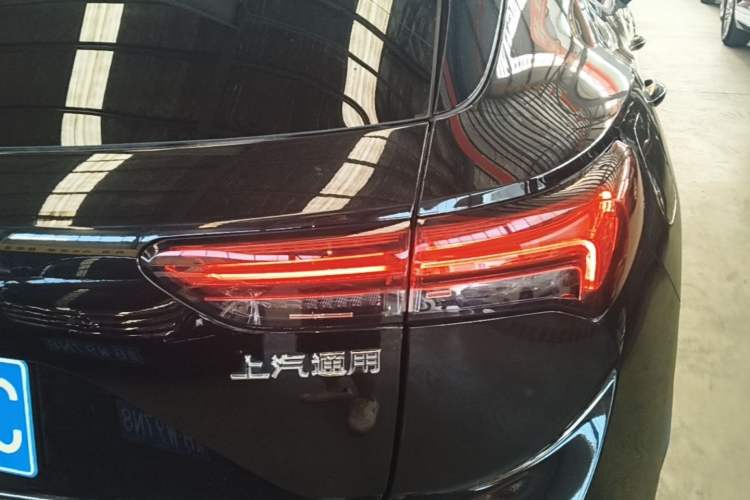 Used Buick Envision 2023 Encore S 552T Two-Wheel Drive Luxury Model Right Rear Taillight