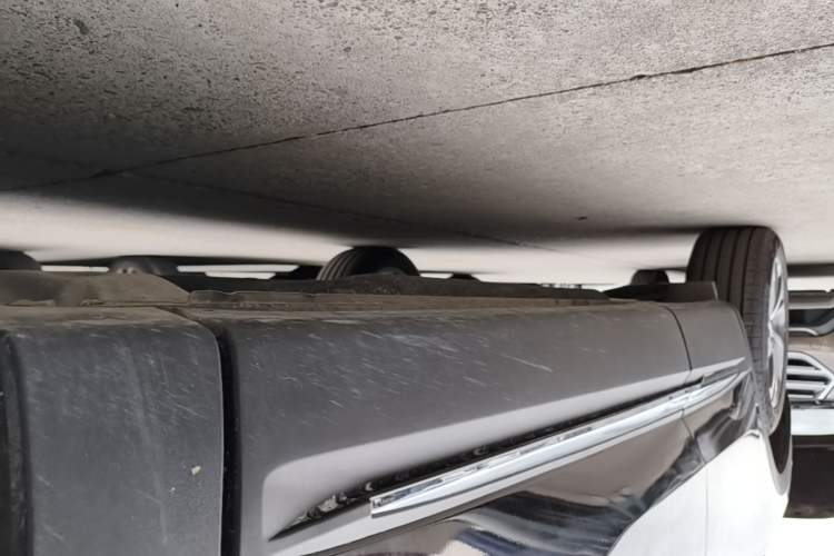 Used Buick Envision 2023 Encore S 552T Two-Wheel Drive Luxury Model Right Side Sill