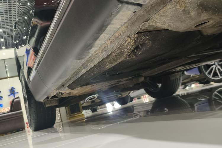 Used Buick Envision 2023 Encore S 552T Two-Wheel Drive Luxury Model Right Side Sill