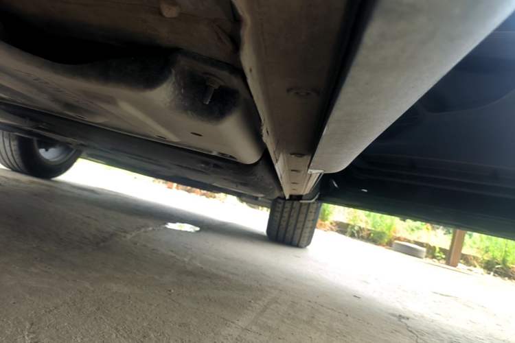 Used Buick Envision 2023 Encore S 552T Two-Wheel Drive Luxury Model Right Side Sill