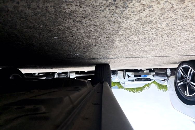 Used Buick Envision 2023 Encore Plus 652T Five-Seat Luxury Model Right Side Sill