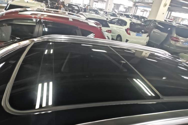 Used Buick Envision 2023 Encore S 652T Two-Wheel-Drive Luxury Model Roof