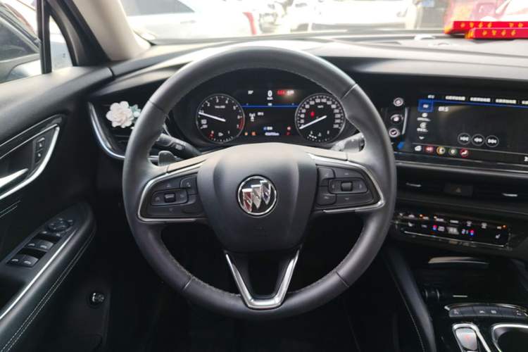 Used Buick Envision 2023 Encore S 652T Two-Wheel-Drive Luxury Model Steering Wheel