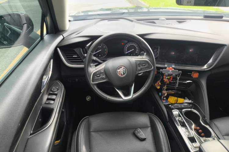 Used Buick Envision 2023 Encore Plus 652T Five-Seat Luxury Model Steering Wheel
