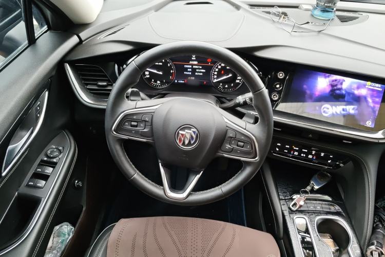 Used Buick Envision 2023 Encore S 552T Two-Wheel Drive Luxury Model Steering Wheel