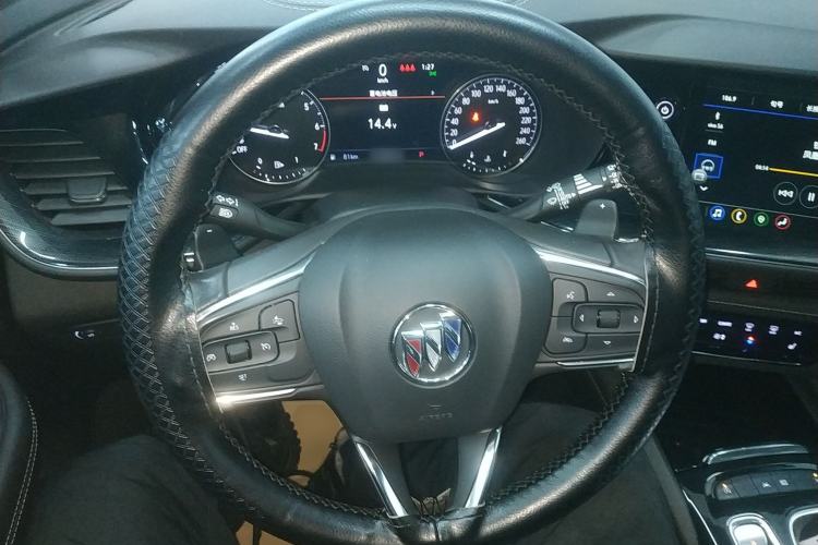 Used Buick Envision 2023 Encore S 552T Two-Wheel Drive Luxury Model Steering Wheel