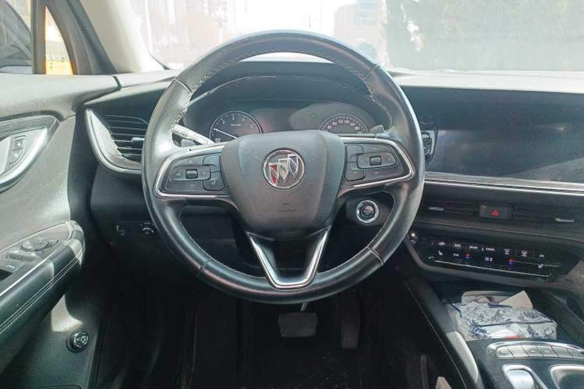 Used Buick Envision 2023 Encore Plus 652T Five-Seat Luxury Model Steering Wheel