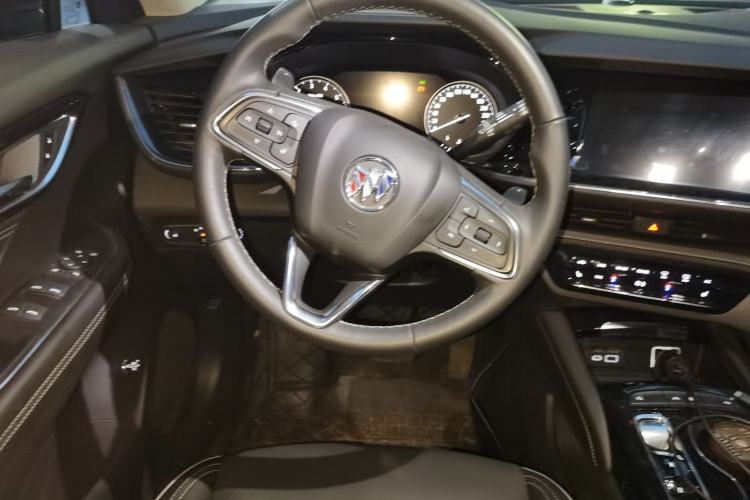 Used Buick Envision 2023 Encore Plus 652T Five-Seat Luxury Model Steering Wheel
