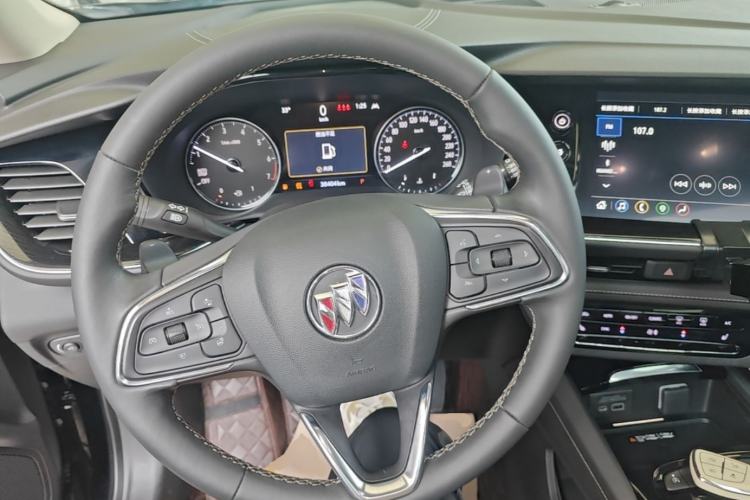 Used Buick Envision 2023 Encore Plus 652T Five-Seat Luxury Model Steering Wheel