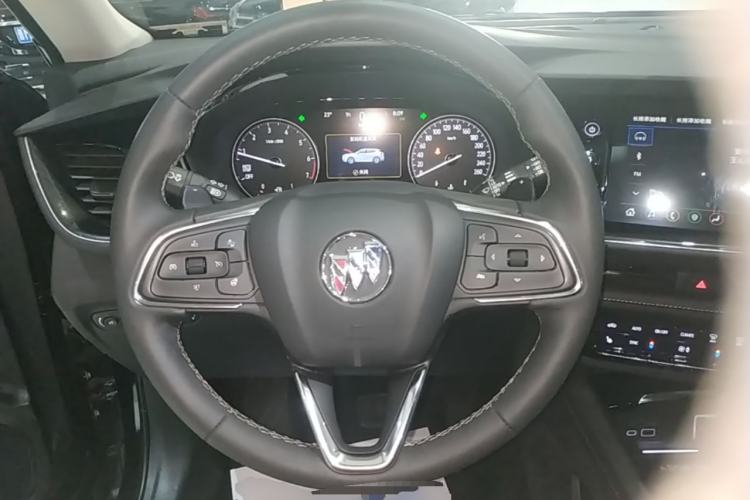 Used Buick Envision 2023 Encore Plus 652T Five-Seat Luxury Model Steering Wheel
