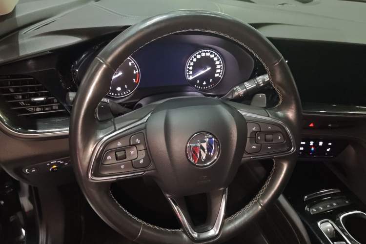 Used Buick Envision 2023 Encore Plus 652T Five-Seat All-Wheel-Drive Luxury Model Steering Wheel