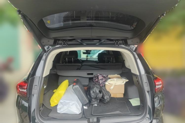 Used Buick Envision 2023 Encore Plus 652T Five-Seat Luxury Model Trunk