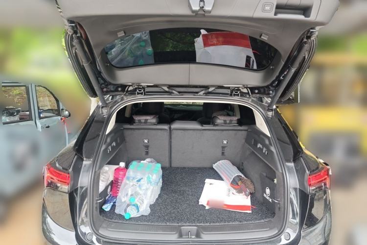 Used Buick Envision 2023 Encore S GS Four-Wheel Drive Sport Model Trunk