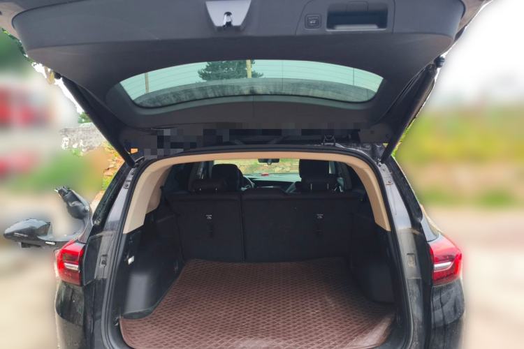 Used Buick Envision 2023 Encore Plus 652T Five-Seat Luxury Model Trunk