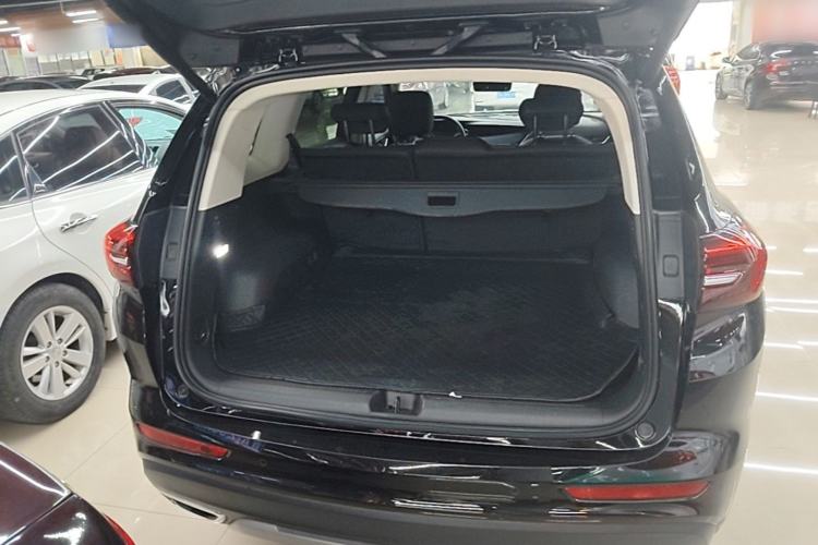 Used Buick Envision 2023 Encore Plus 652T Five-Seat Luxury Model Trunk