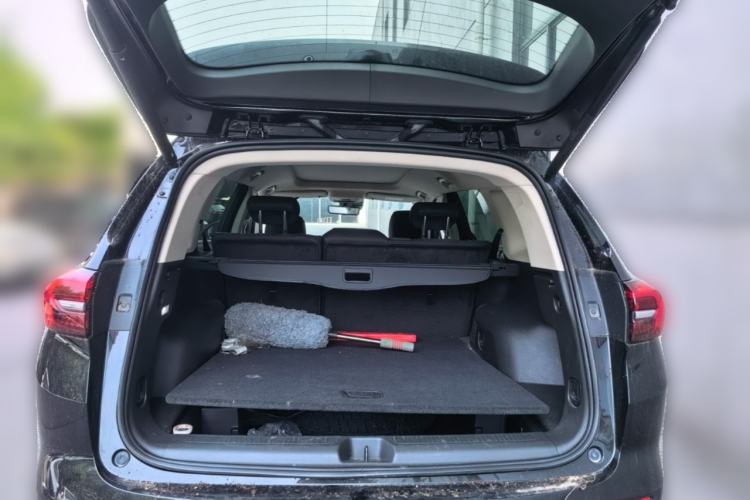 Used Buick Envision 2023 Encore Plus 652T Five-Seat Luxury Model Trunk