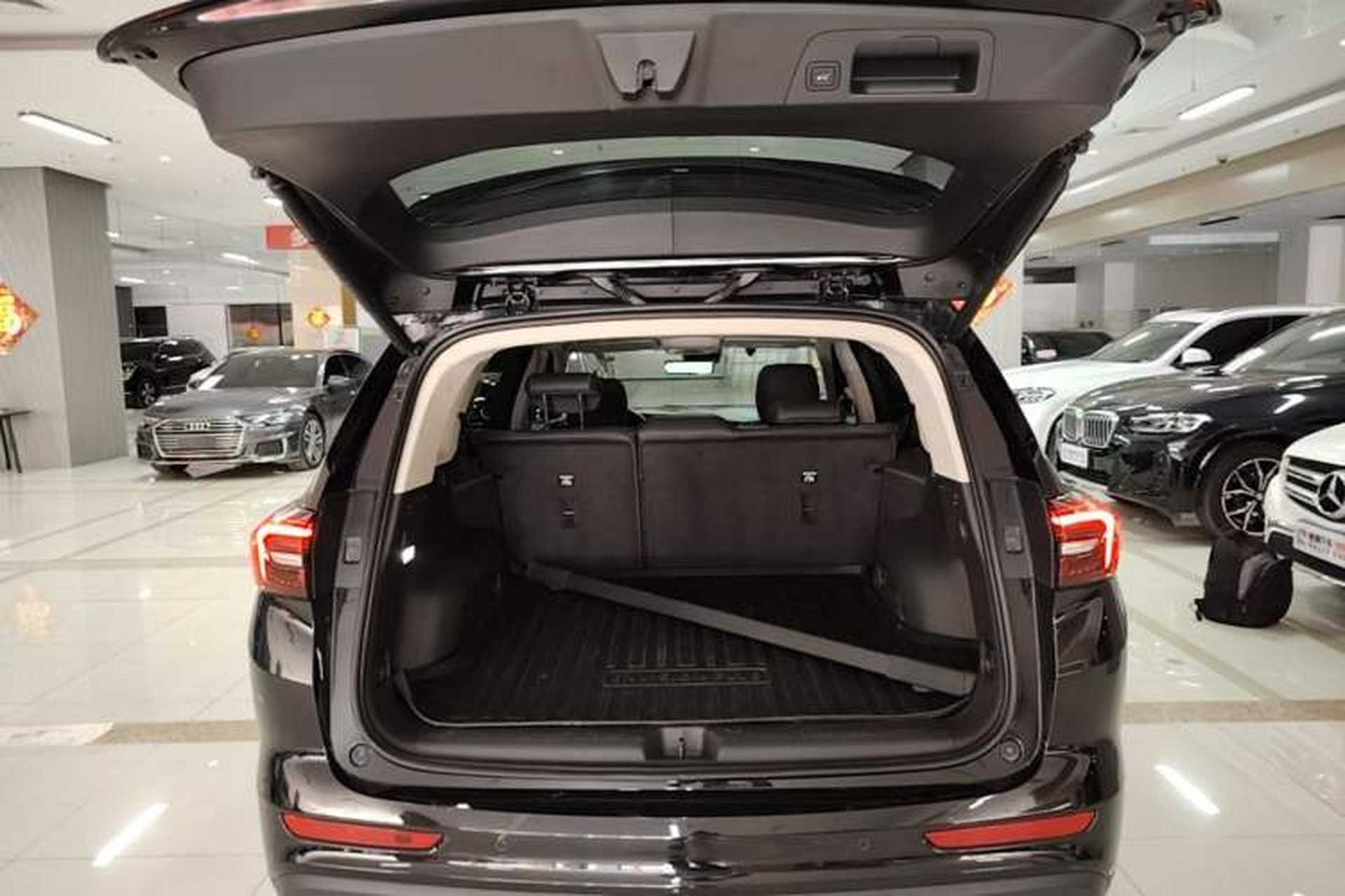 Used Buick Envision 2023 Encore Plus 652T Five-Seat Luxury Model Trunk