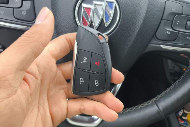 Used Buick Envision 2023 Encore Plus 652T Five-Seat Luxury Model Vehicle Key