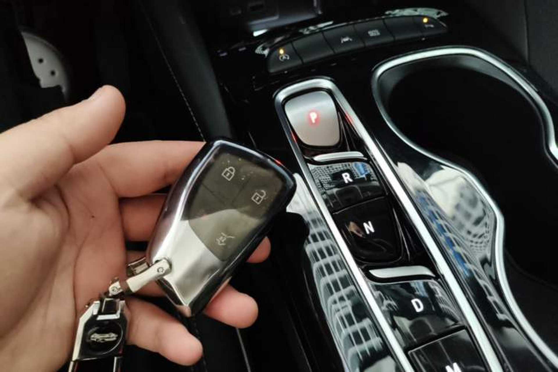 Used Buick Envision 2023 Encore S 552T Two-Wheel Drive Luxury Model Vehicle Key