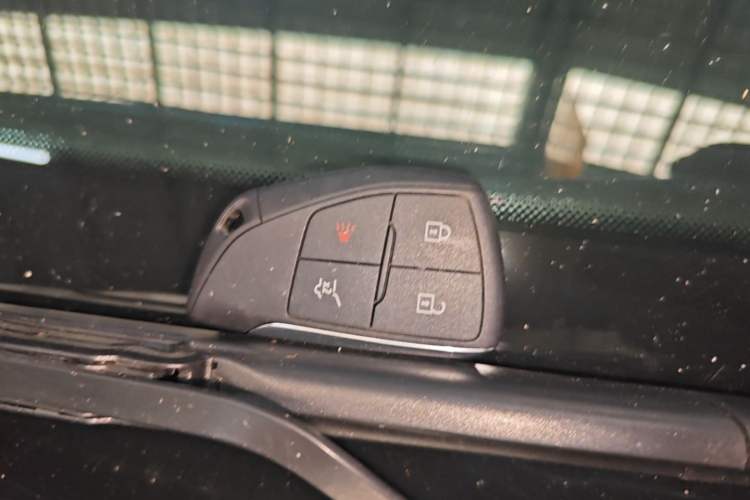 Used Buick Envision 2023 Encore Plus 652T Five-Seat Luxury Model Vehicle Key