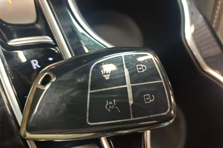 Used Buick Envision 2023 Encore S 552T Two-Wheel Drive Luxury Model Vehicle Key