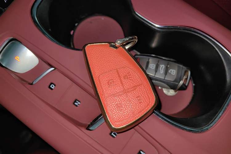 Used Buick Envision 2023 Encore S 552T Two-Wheel Drive Luxury Model Vehicle Key