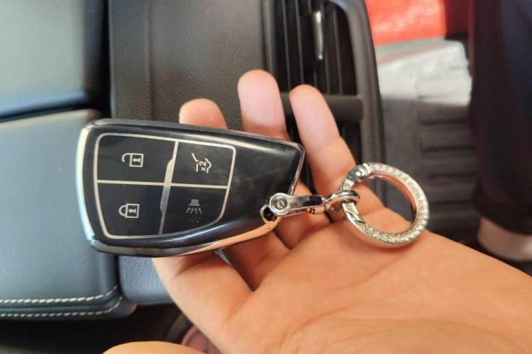 Used Buick Envision 2023 Encore Plus 652T Five-Seat Luxury Model Vehicle Key