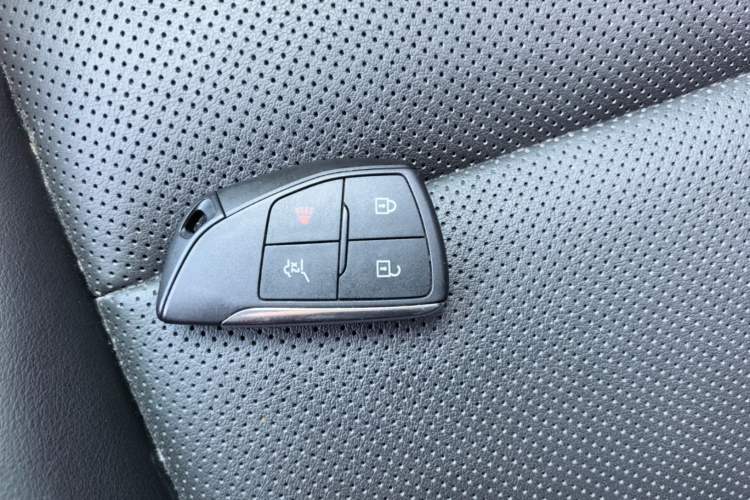 Used Buick Envision 2023 Encore Plus 652T Five-Seat Luxury Model Vehicle Key