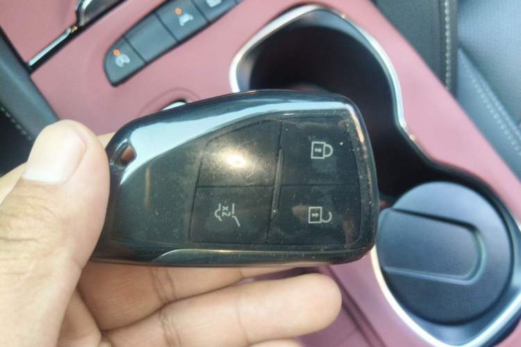 Used Buick Envision 2023 Encore Plus 652T Five-Seat Luxury Model Vehicle Key