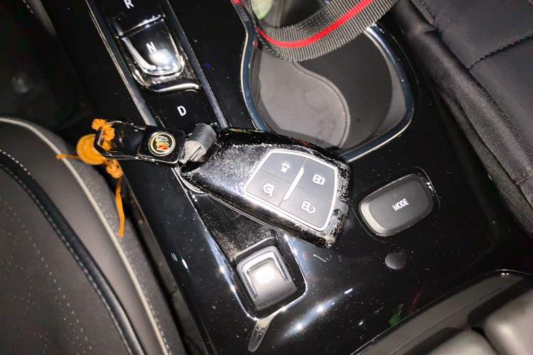 Used Buick Envision 2023 Encore S 552T Two-Wheel Drive Luxury Model Vehicle Key