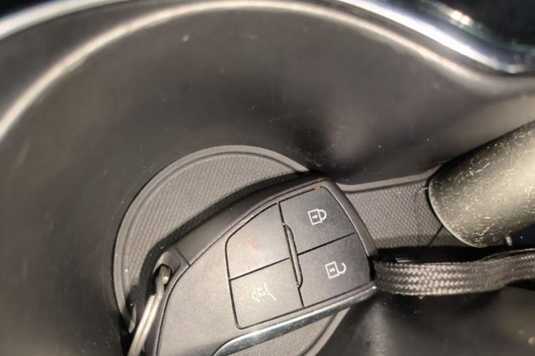 Used Buick Envision 2023 Encore S 652T Two-Wheel-Drive Luxury Model Vehicle Key