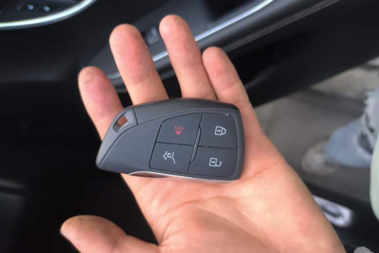 Used Buick Envision 2023 Encore S 552T Two-Wheel Drive Luxury Model Vehicle Key