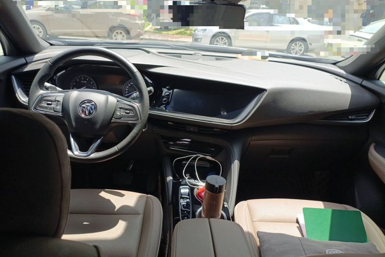 Used Buick Envision 2023 Encore Plus 652T Five-Seat Luxury Model Center Console
