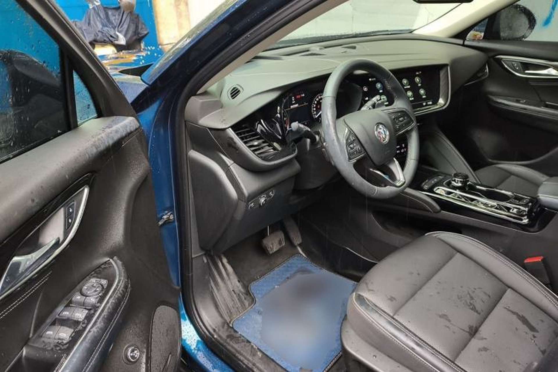 Used Buick Envision 2023 Encore Plus 652T Five-Seat Luxury Model Driver Seat