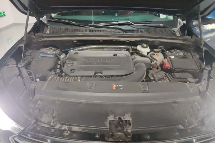 Used Buick Envision 2023 Encore S 652T Two-Wheel-Drive Luxury Model Engine Bay