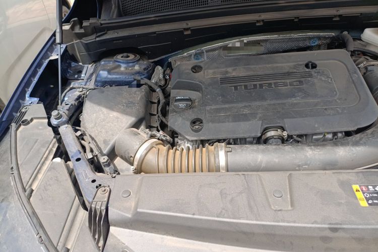 Used Buick Envision 2023 Encore Plus 652T Five-Seat Luxury Model Engine Bay Right