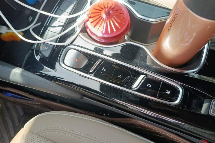 Used Buick Envision 2023 Encore Plus 652T Five-Seat Luxury Model Gear Lever
