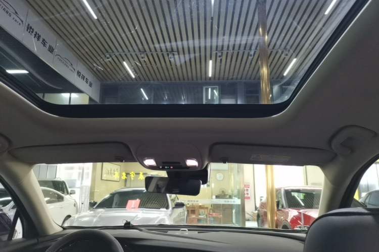 Used Buick Envision 2023 Encore Plus 652T Five-Seat Luxury Model Headliner