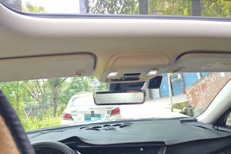 Used Buick Envision 2023 Encore Plus 652T Five-Seat Luxury Model Headliner