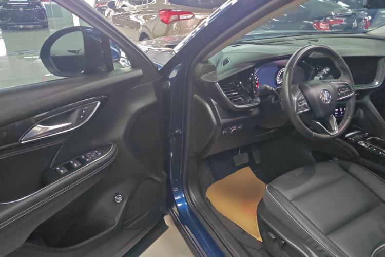 Used Buick Envision 2023 Encore Plus 652T Five-Seat Luxury Model Interior 3
