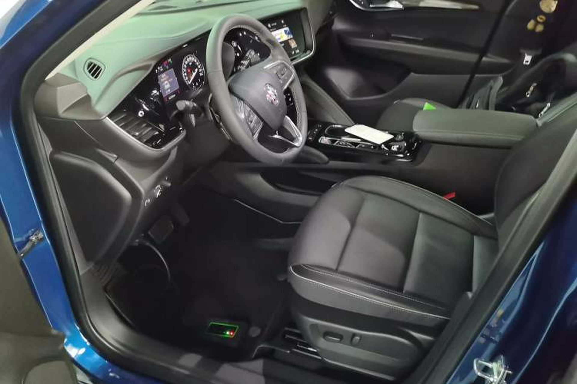 Used Buick Envision 2023 Encore S 652T Two-Wheel-Drive Luxury Model Left Front Seat