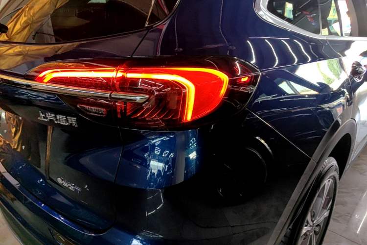 Used Buick Envision 2023 Encore Plus 652T Five-Seat Luxury Model Right Rear Taillight