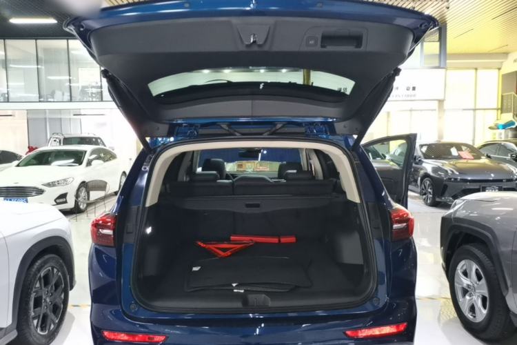 Used Buick Envision 2023 Encore Plus 652T Five-Seat Luxury Model Trunk