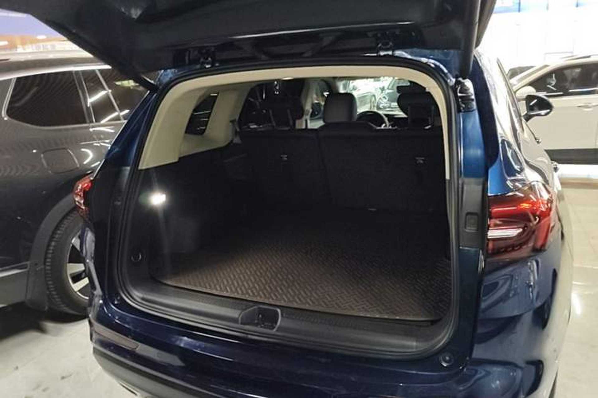 Used Buick Envision 2023 Encore Plus 652T Five-Seat Luxury Model Trunk